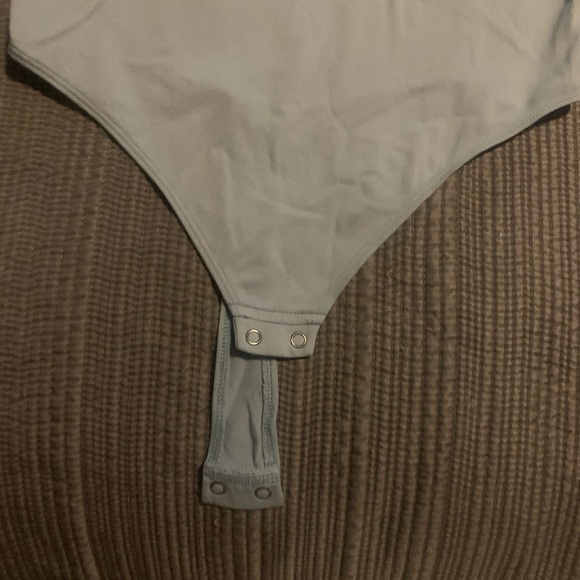 Blue skims top - Picture 3 of 3